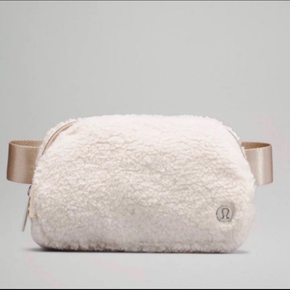 Everywhere fleece belt bag